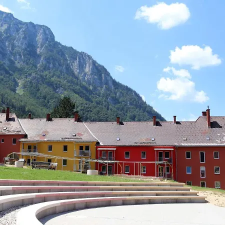 Erzberg Alpin Resort-22 شقة إيسينيرزير